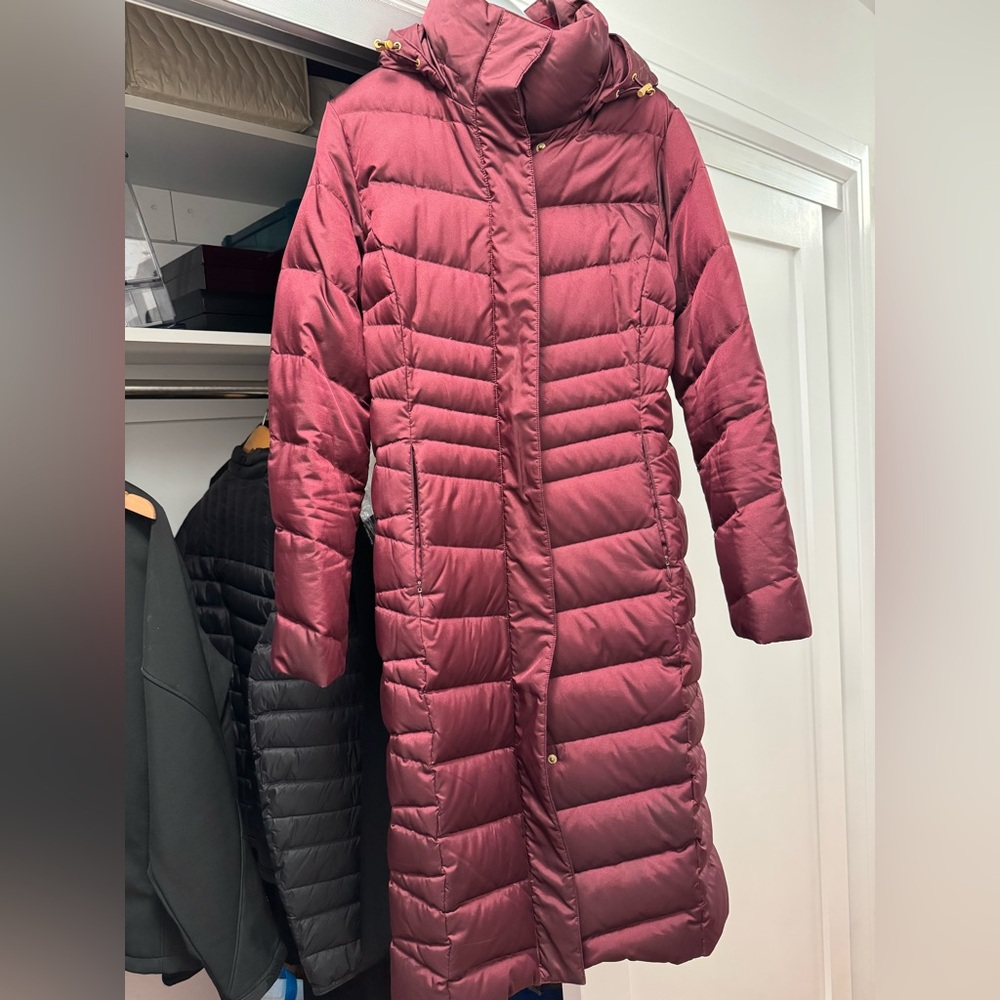 Lands End commuter coat. Down filled very warm. Size small